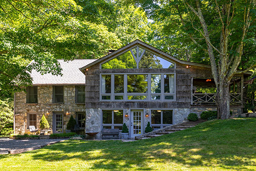 Large rental retreat near Banner Elk and Beech Mountain