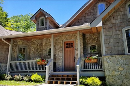 Ski season vacation rental in Banner Elk NC
