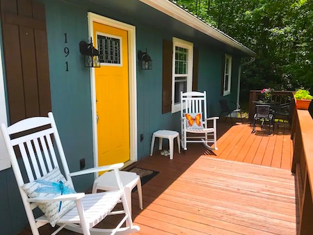 Laurel cottage exterior