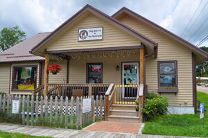 Pet supplies and grooming in Banner Elk, NC