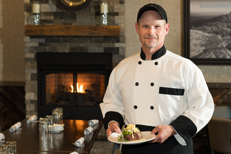 Stonewalls chef prepares tender prime rib and other great dishes