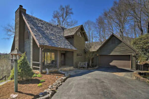 Perched on a mountain ridge, this vacation rental offers great views of Banner Elk and Beech Mountain